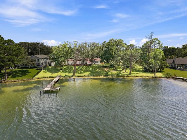 Photo of Listing #1011858