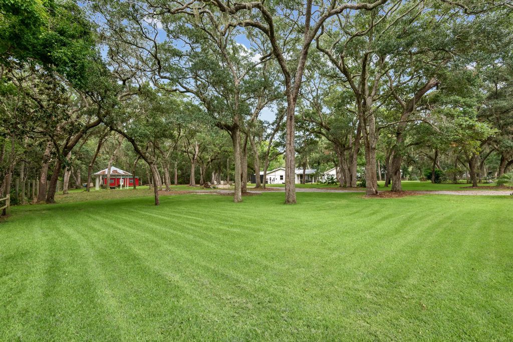 11 of 74 - 362 Red Barn Road, Freeport, FL
