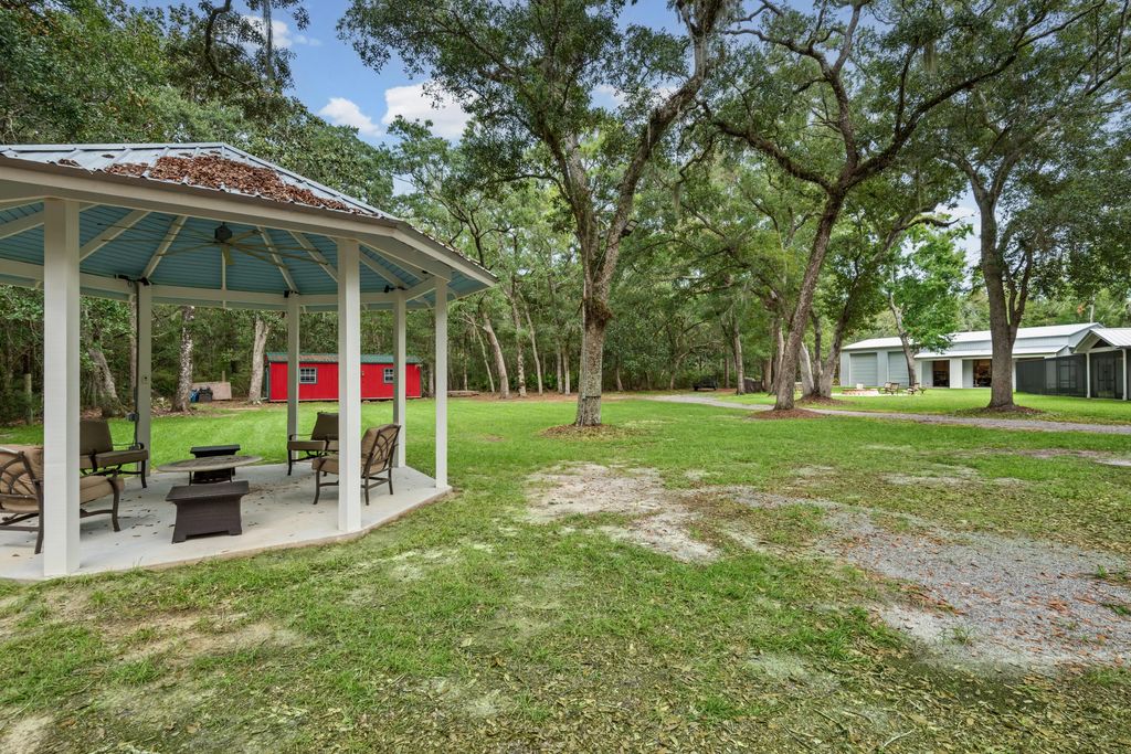 13 of 74 - 362 Red Barn Road, Freeport, FL