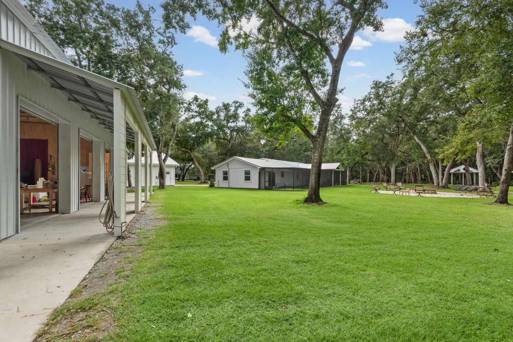 5 of 74 - 362 Red Barn Road, Freeport, FL