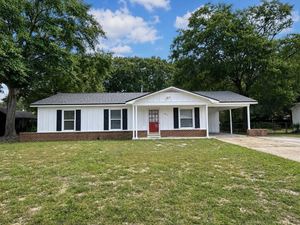 203 Nw Loizos Drive, Fort Walton Beach