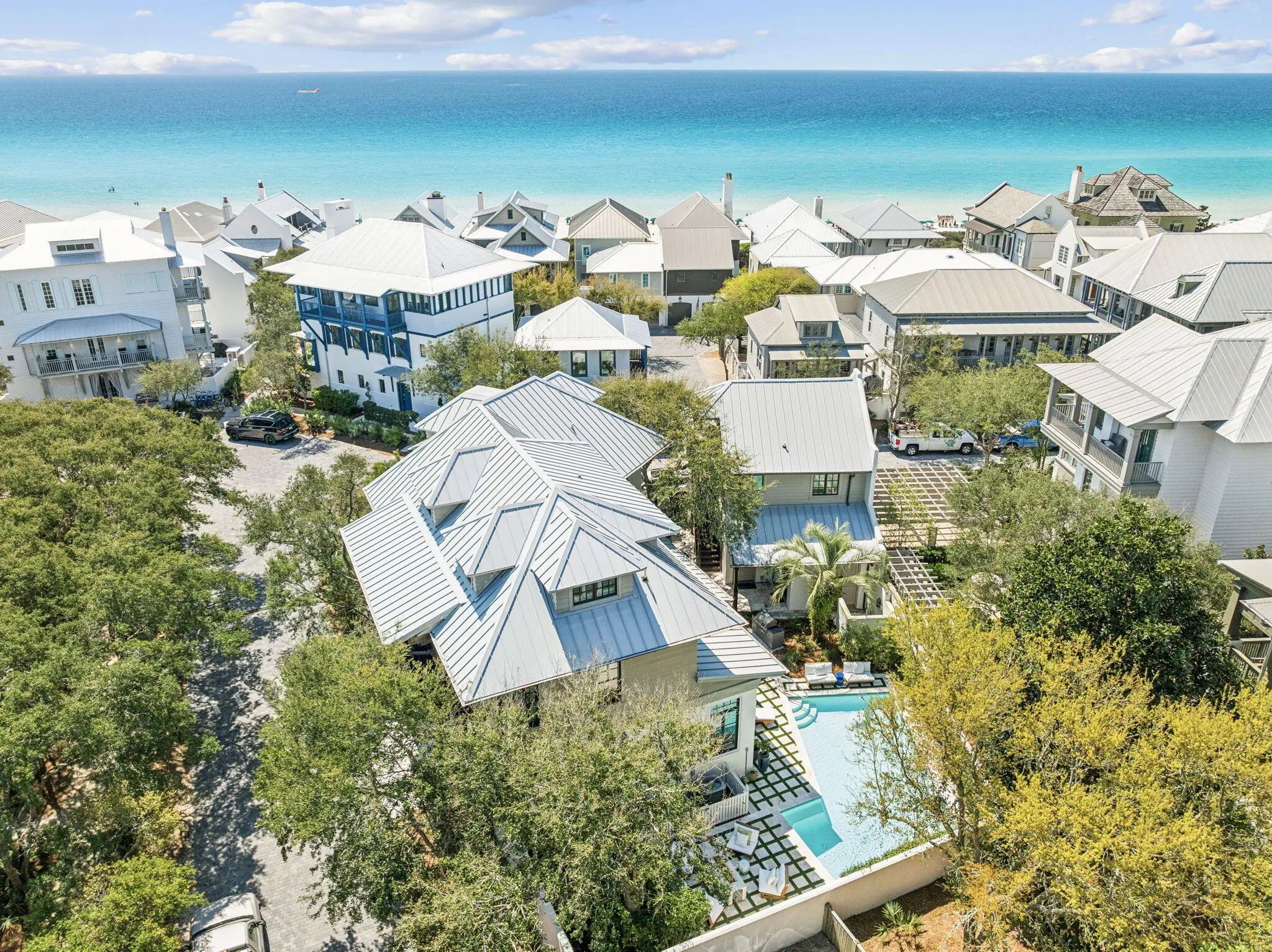 Photo of Listing #1011704