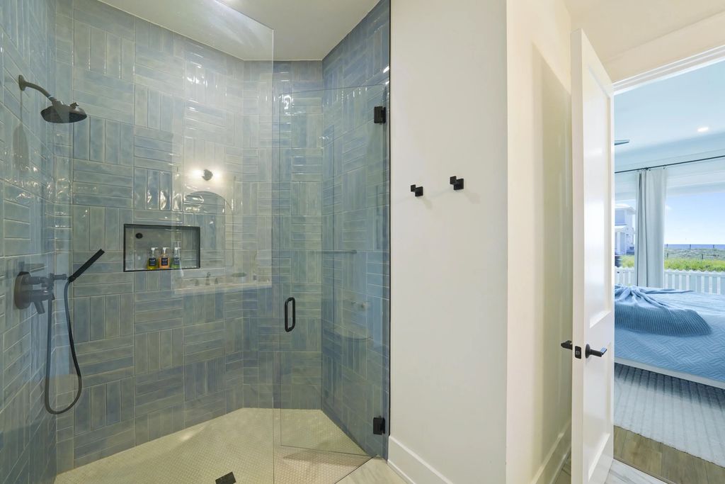 29 of 47 - 16416 Front Beach Road, Panama City Beach, FL