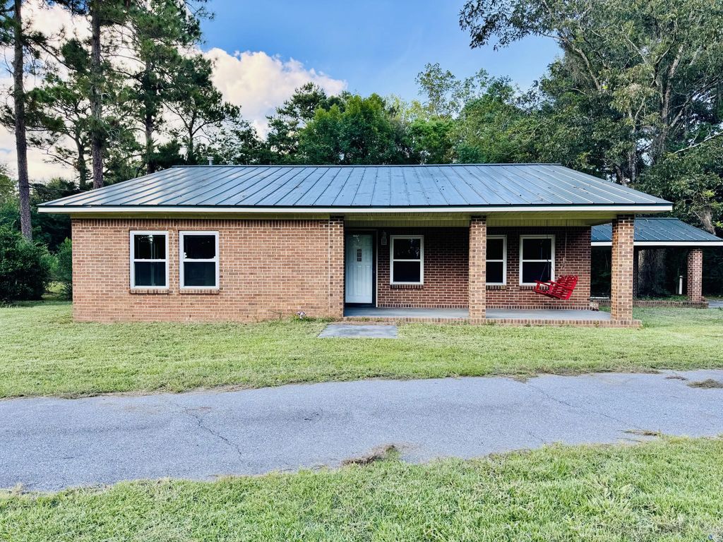 6768 W Alabama 52, Other