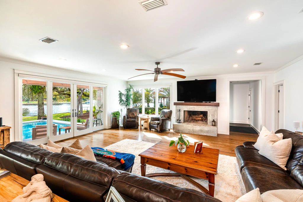 16 of 66 - 510 Calhoun Avenue, Destin, FL