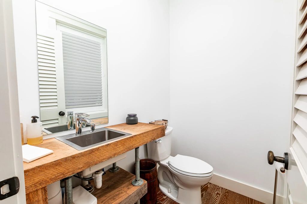 9 of 66 - 510 Calhoun Avenue, Destin, FL