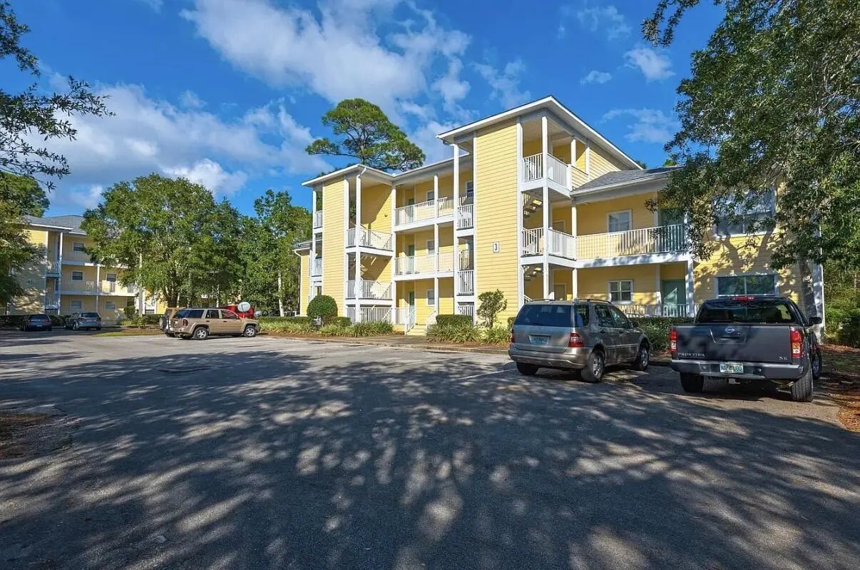 Photo of Listing #1011725