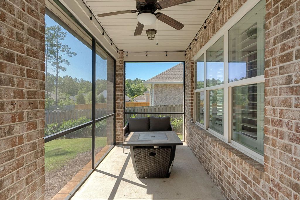 29 of 50 - 129 Leap Year Lane, Freeport, FL