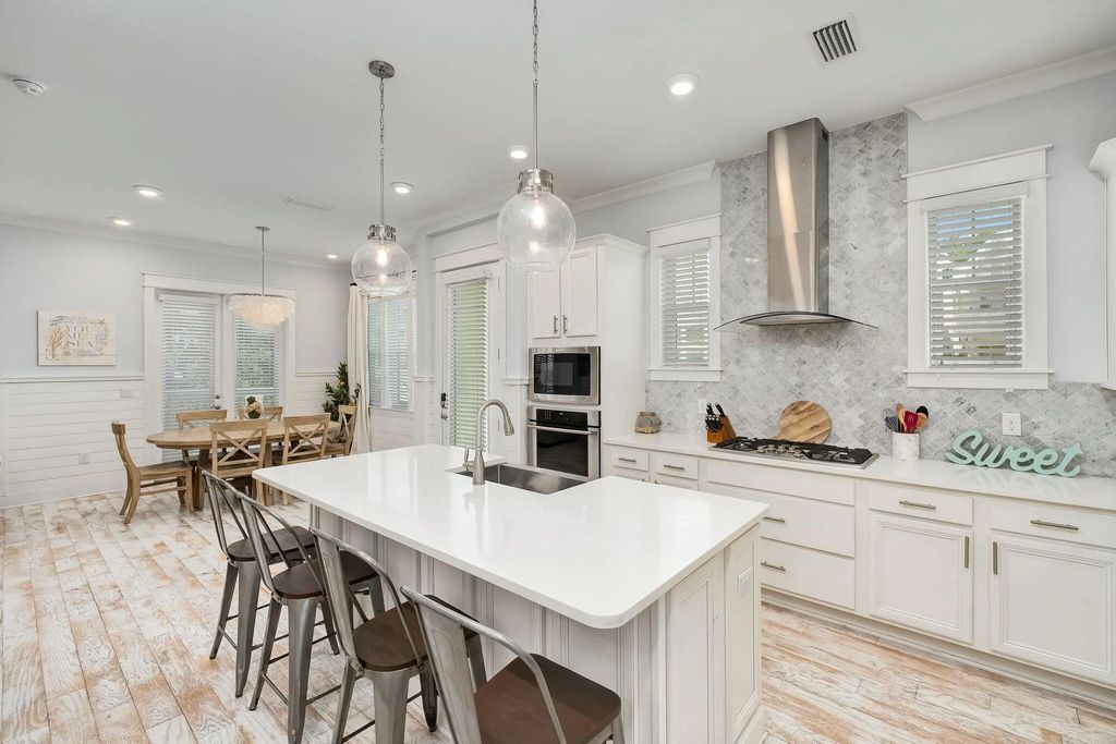 15 of 18 - 111 E Pine Lands Loop Unit B, Inlet Beach, FL