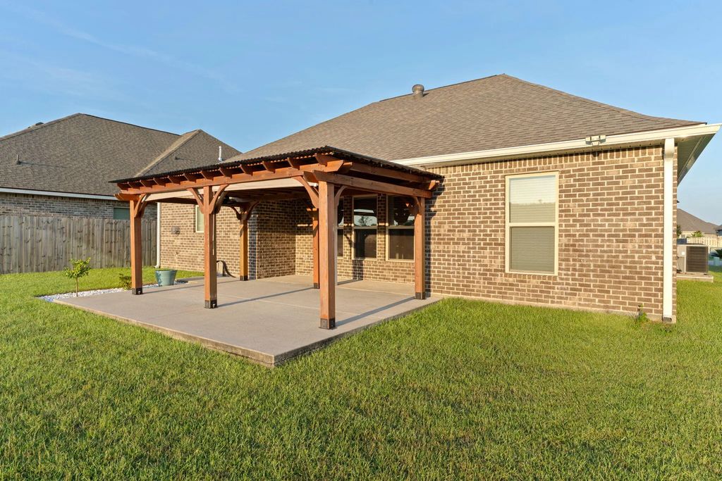 45 of 55 - 81 Alleyoak Lane, Freeport, FL