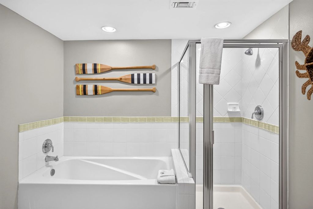 18 of 56 - 9300 Baytowne Wharf Boulevard 219-221, Miramar Beach, FL