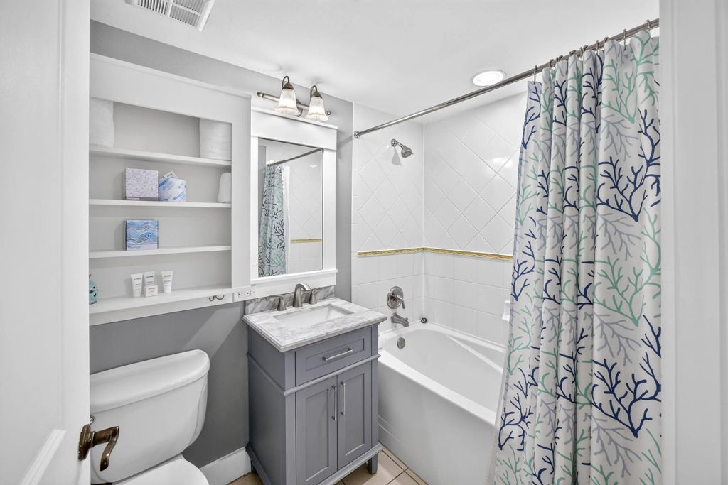 27 of 56 - 9300 Baytowne Wharf Boulevard 219-221, Miramar Beach, FL