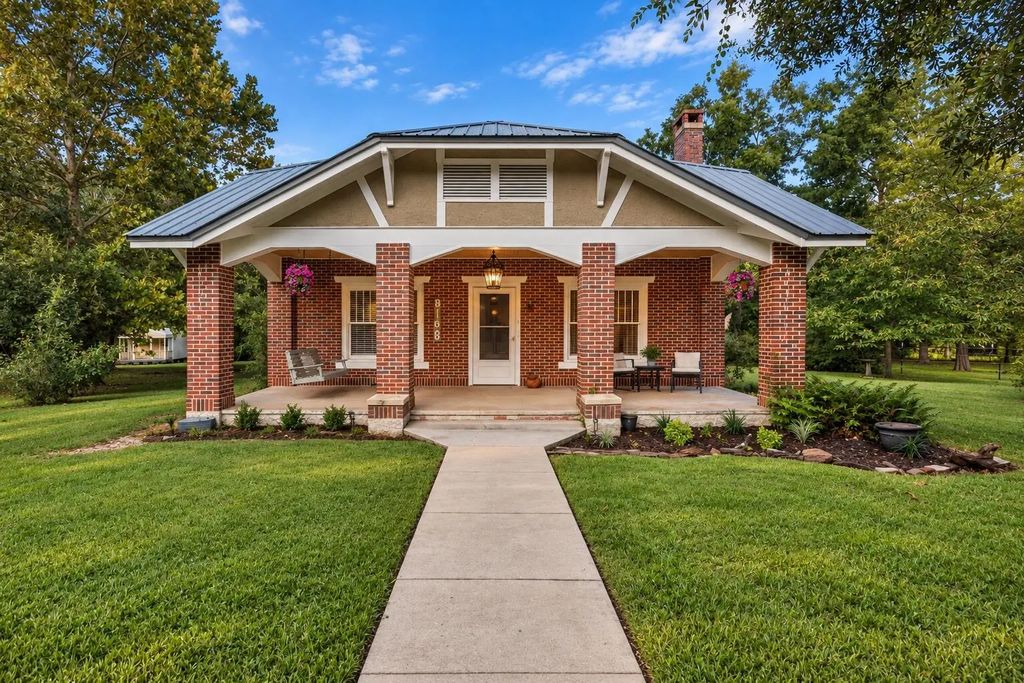 8168 N Highway 85, Laurel Hill