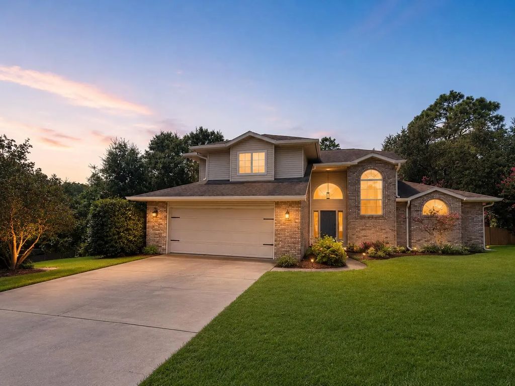 246 Hillside Drive, Niceville