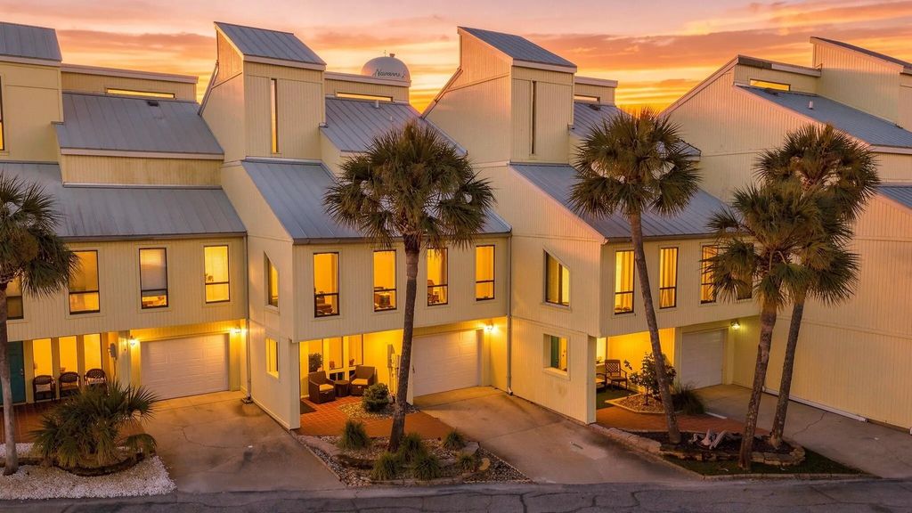 8520 Gulf Boulevard # Ut-3, Navarre