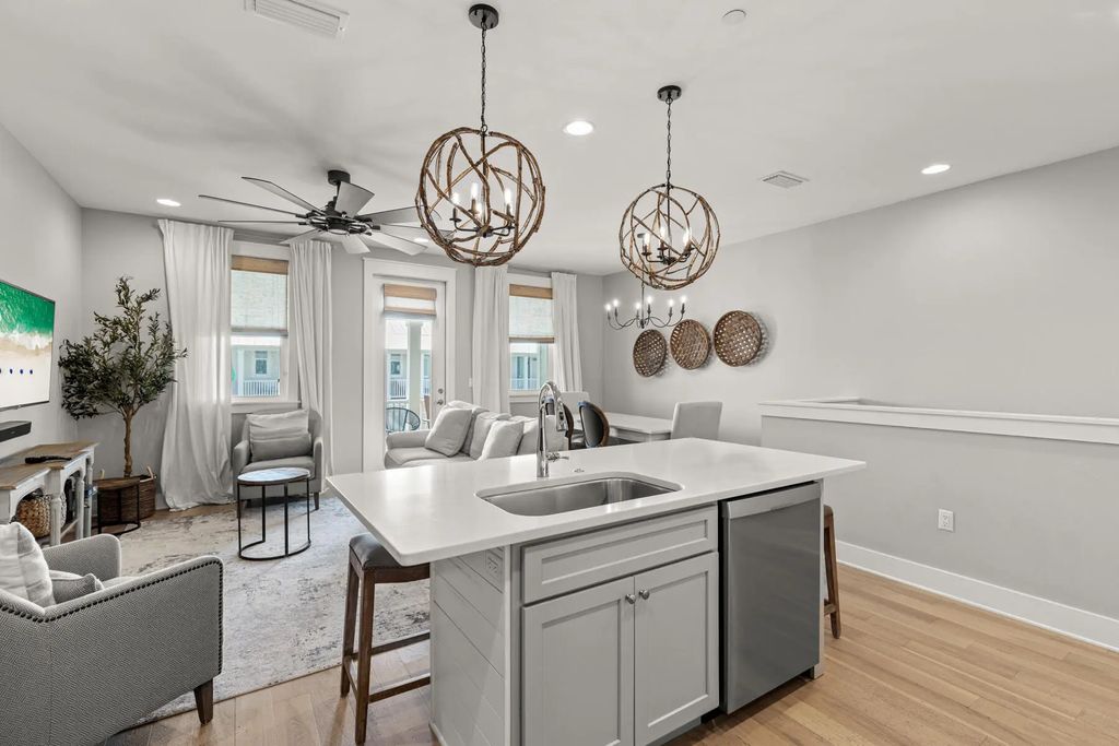 15 of 35 - 4923 E County Hwy 30a E103, Santa Rosa Beach, FL