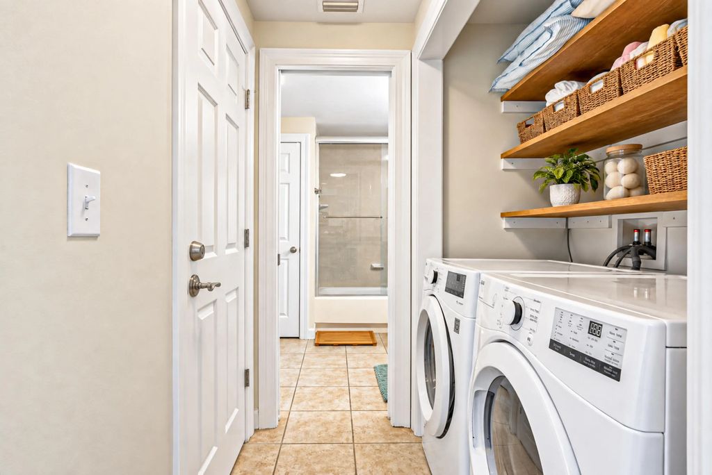 21 of 37 - 9450 S Thomas Drive Unit 1701a, Panama City Beach, FL