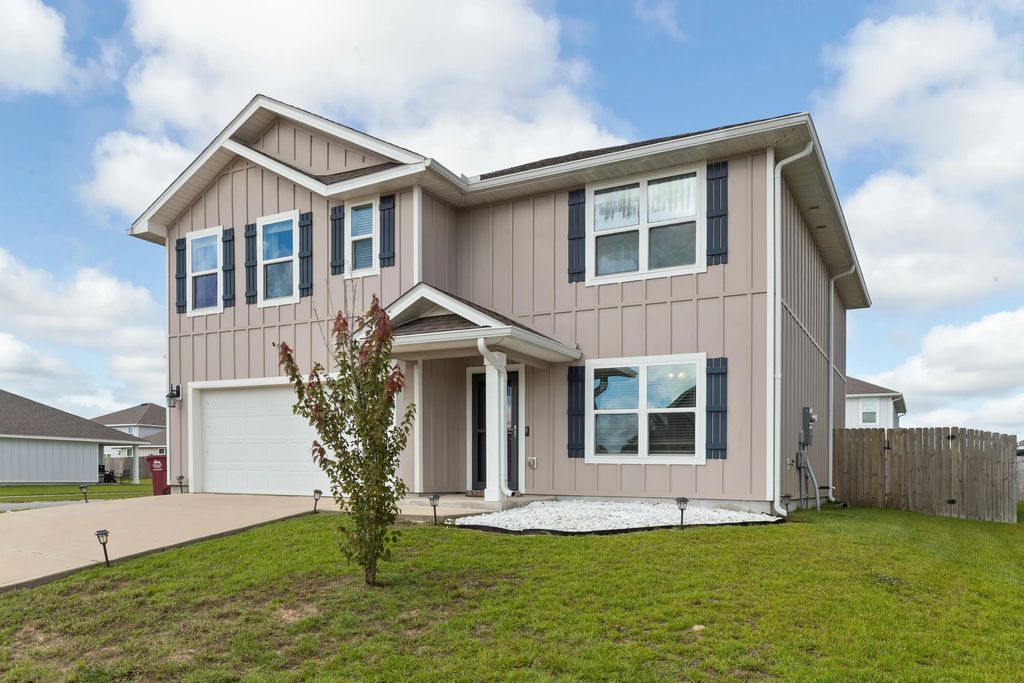420 Scarborough Street, Crestview