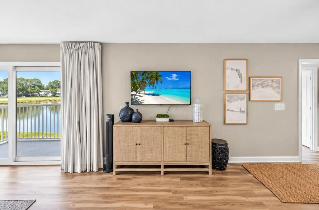 13 of 52 - 900 Harbour Point Lane 900, Miramar Beach, FL