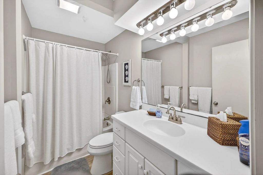 19 of 52 - 900 Harbour Point Lane 900, Miramar Beach, FL