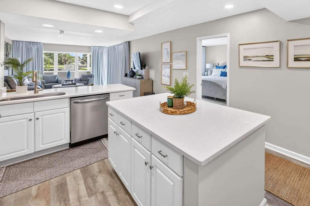 8 of 52 - 900 Harbour Point Lane 900, Miramar Beach, FL