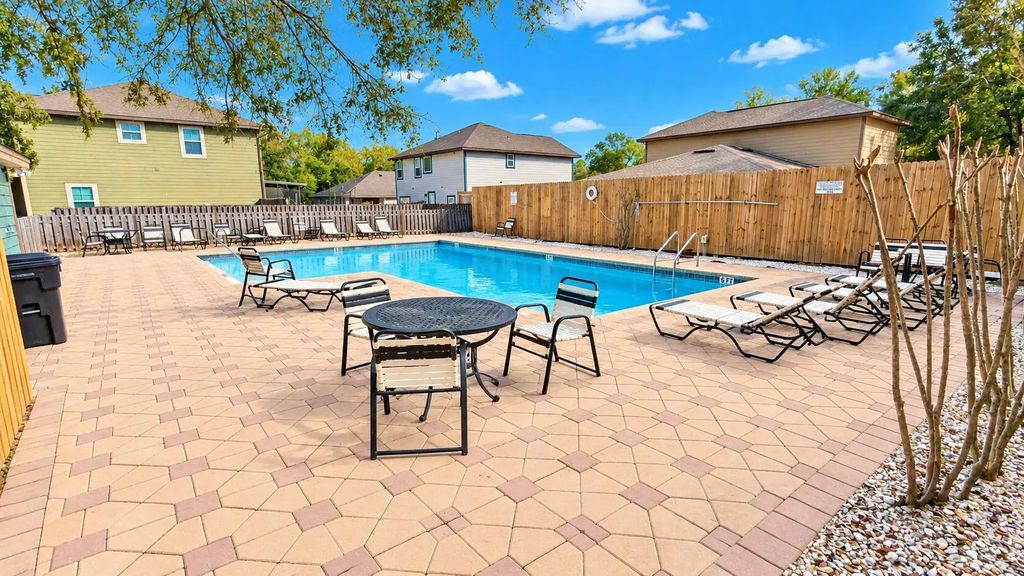 26 of 31 - 22 Sawyer Court, Freeport, FL