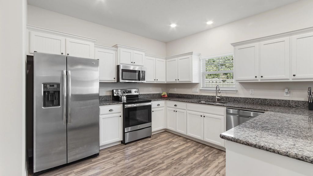 7 of 31 - 22 Sawyer Court, Freeport, FL