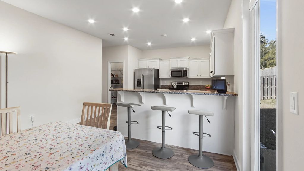 8 of 31 - 22 Sawyer Court, Freeport, FL