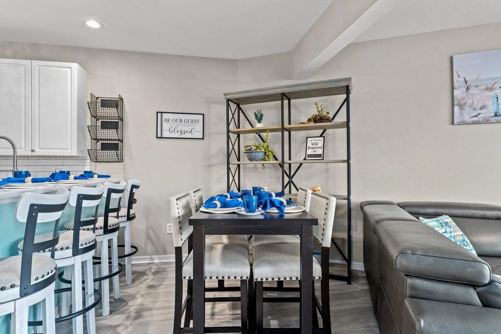 9 of 61 - 3695 Scenic Hwy 98 401, Destin, FL