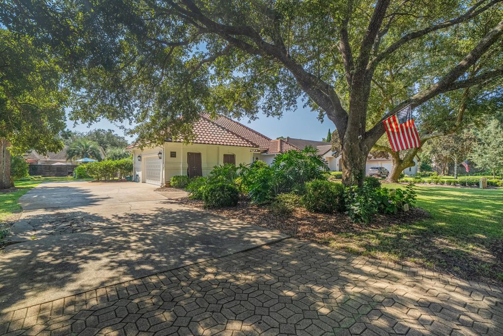 27 of 31 - 1401 Baytowne Avenue, Miramar Beach, FL