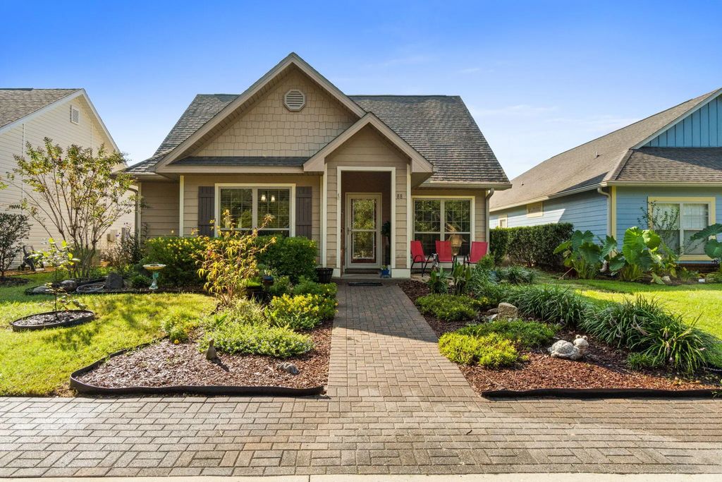 88 Fanny Ann Way, Freeport