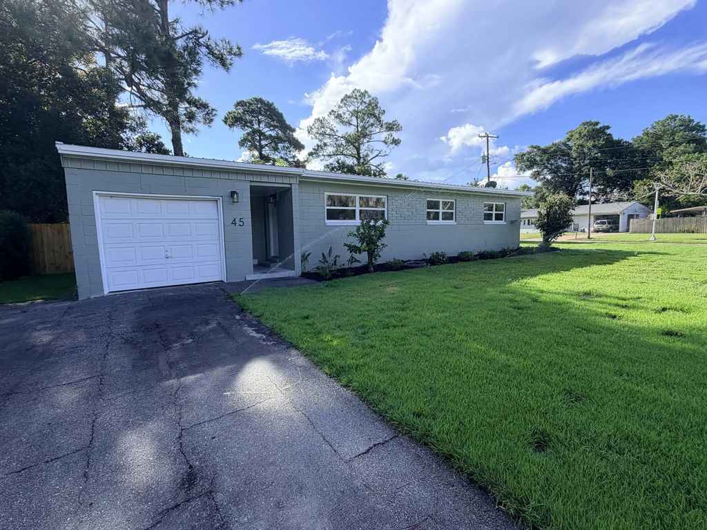 45 Ne Laurie Drive, Fort Walton Beach