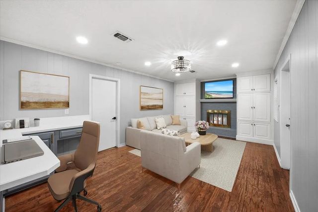 Photo of Listing #1011914