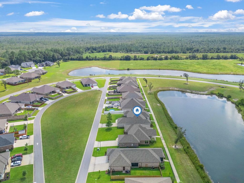 3963 Morning Dew Drive, Milton
