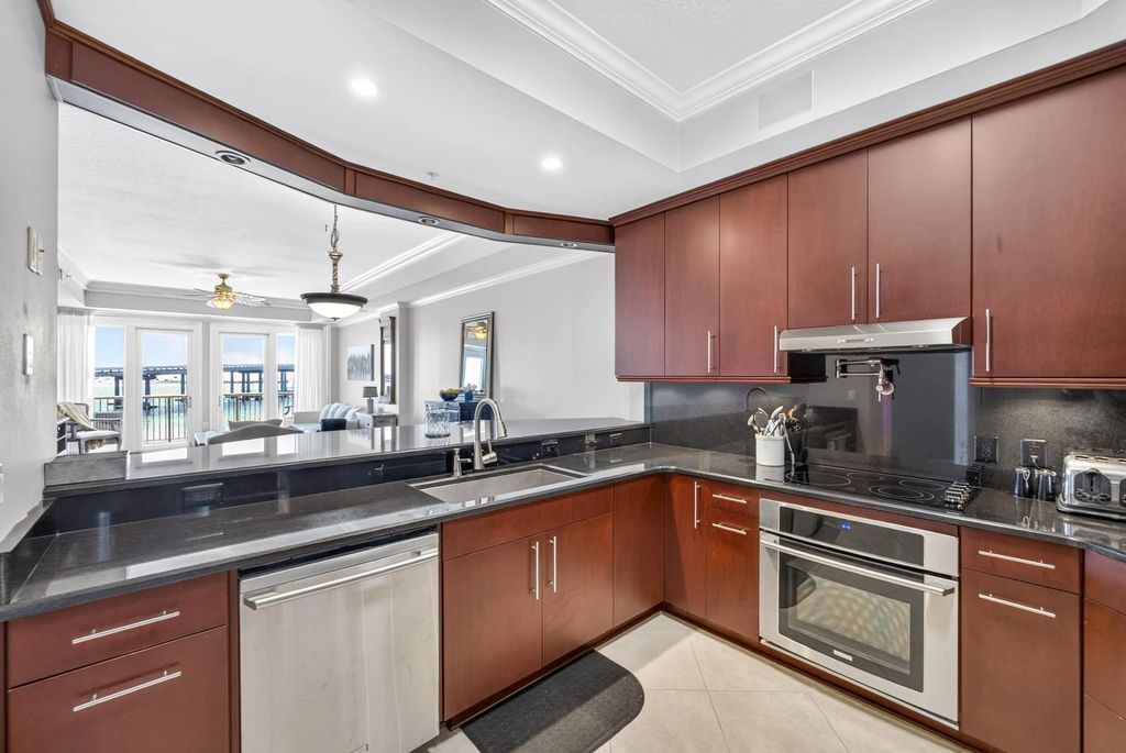 29 of 71 - 5 Calhoun Avenue 306, Destin, FL
