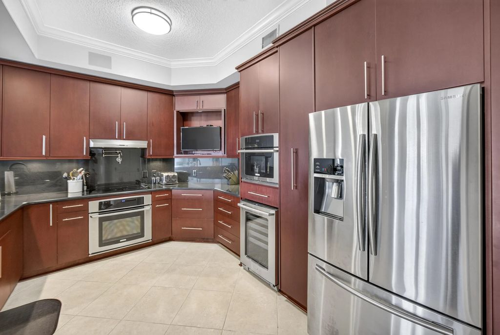 32 of 71 - 5 Calhoun Avenue 306, Destin, FL