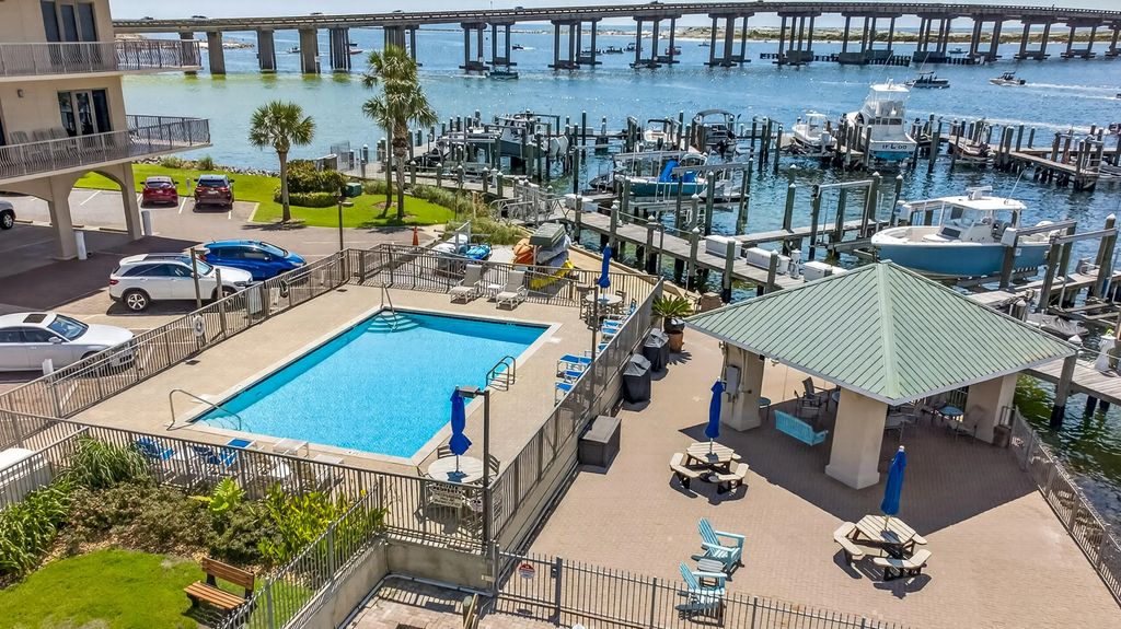 40 of 71 - 5 Calhoun Avenue 306, Destin, FL