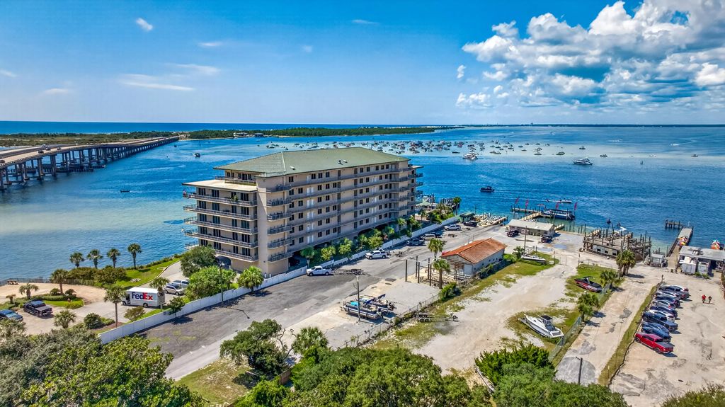 42 of 71 - 5 Calhoun Avenue 306, Destin, FL