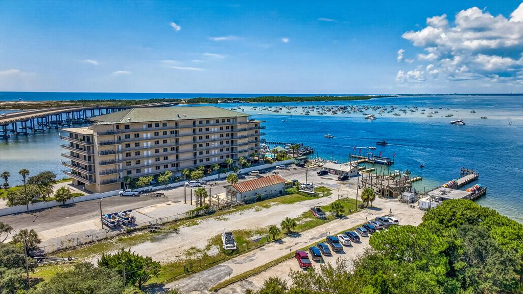 43 of 71 - 5 Calhoun Avenue 306, Destin, FL