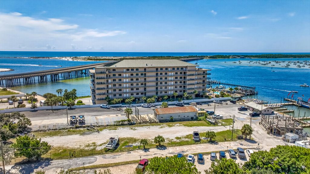 48 of 71 - 5 Calhoun Avenue 306, Destin, FL