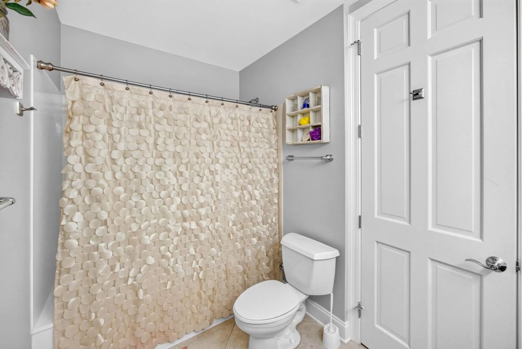 5 of 71 - 5 Calhoun Avenue 306, Destin, FL
