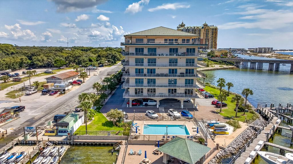 60 of 71 - 5 Calhoun Avenue 306, Destin, FL