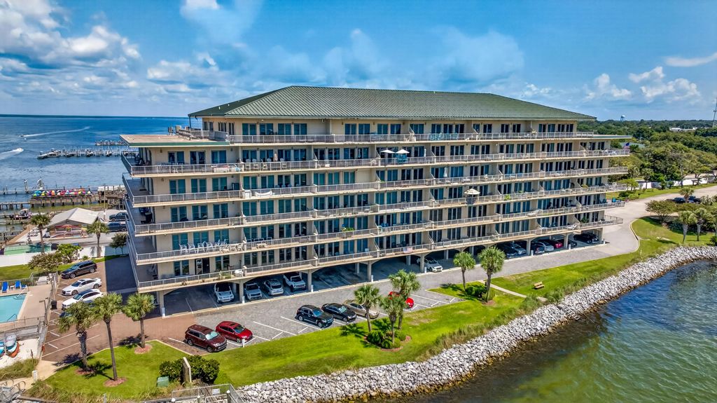 64 of 71 - 5 Calhoun Avenue 306, Destin, FL
