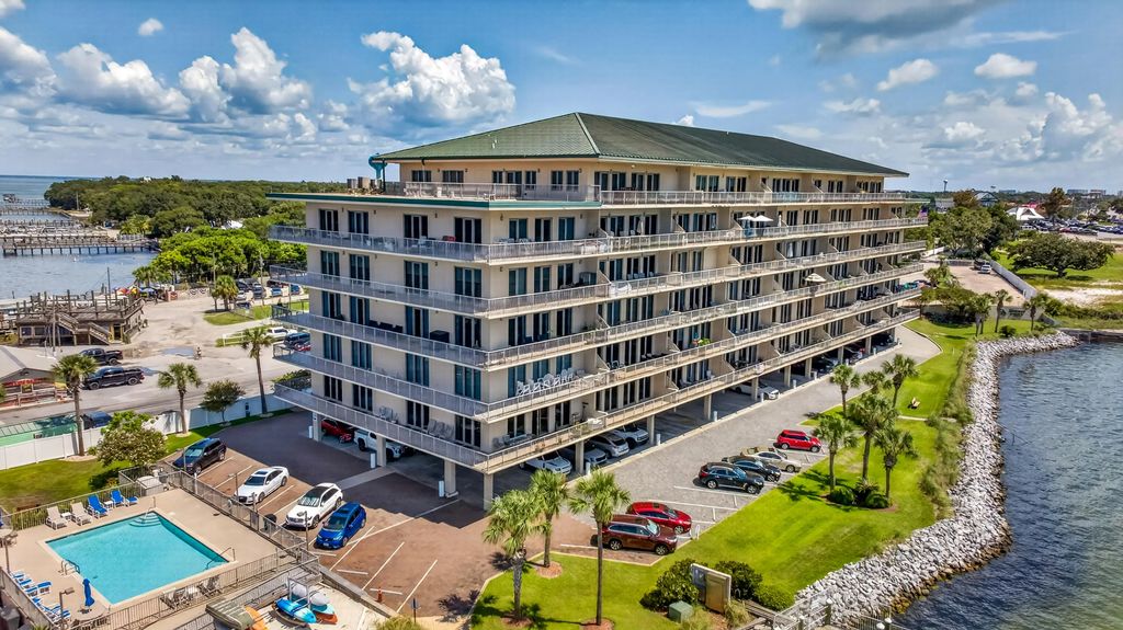 65 of 71 - 5 Calhoun Avenue 306, Destin, FL