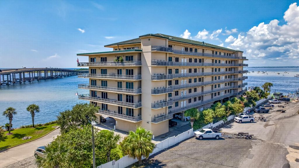 71 of 71 - 5 Calhoun Avenue 306, Destin, FL