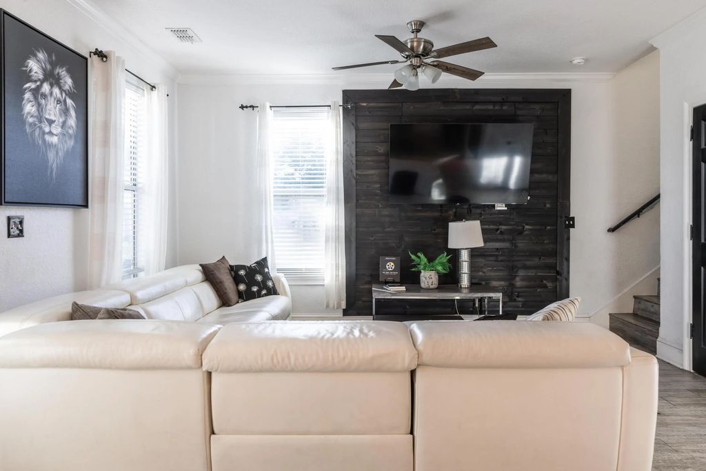 2 of 25 - 4555 Village Way, Destin, FL