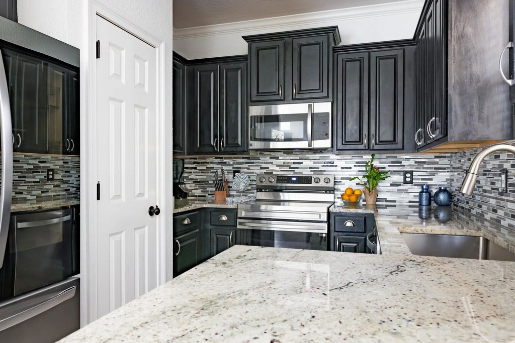6 of 25 - 4555 Village Way, Destin, FL