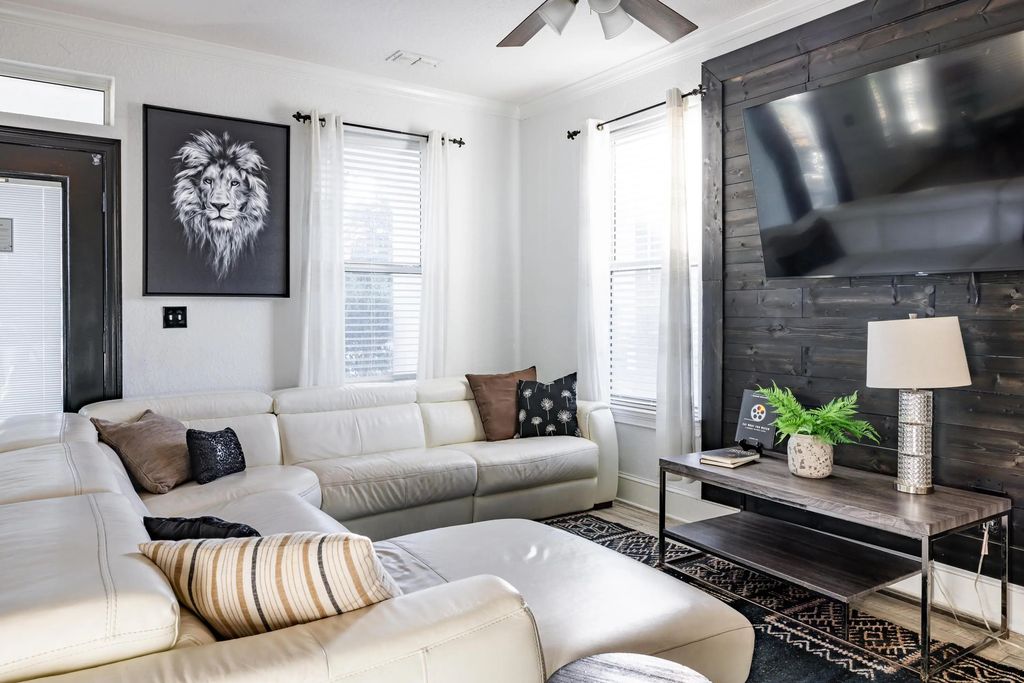 9 of 25 - 4555 Village Way, Destin, FL