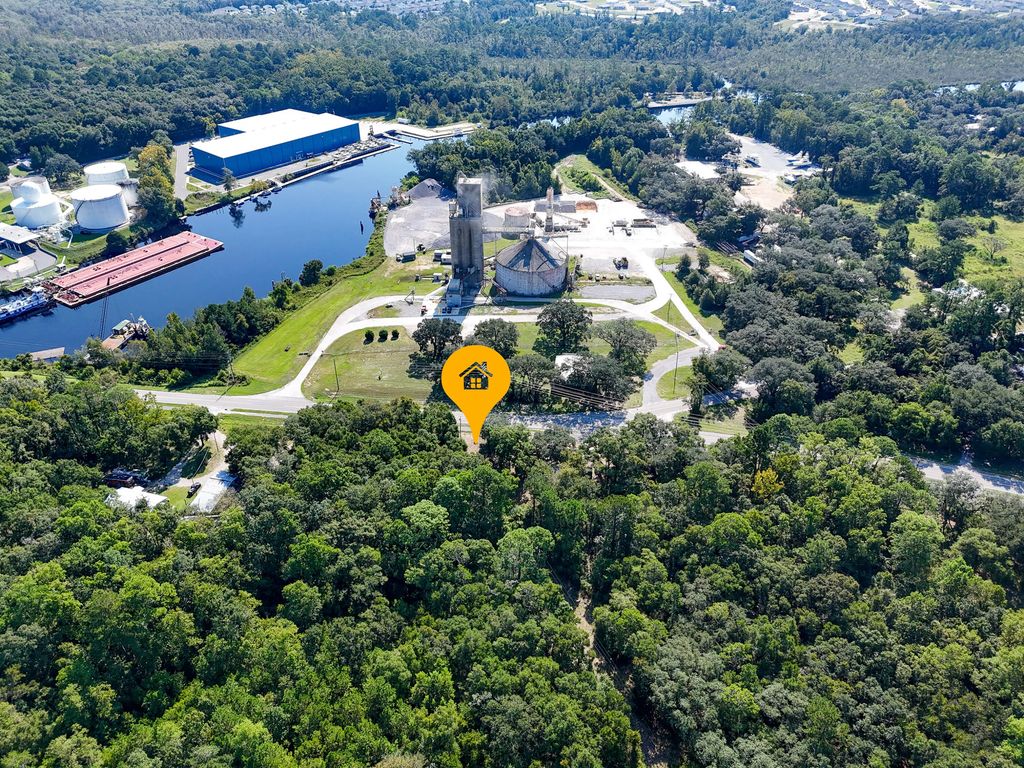 3 of 18 - 700 E County Highway 83a, Freeport, FL