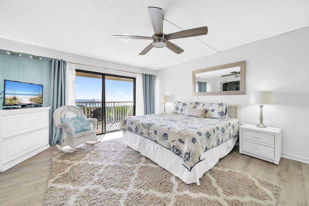 18 of 49 - 1030 Us-98 49, Destin, FL